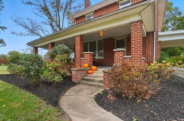 525 Gender Road, Canal Winchester, OH 43110