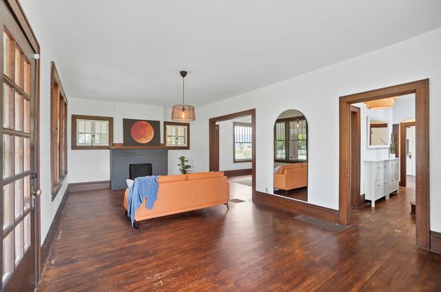 525 Gender Road, Canal Winchester, OH 43110