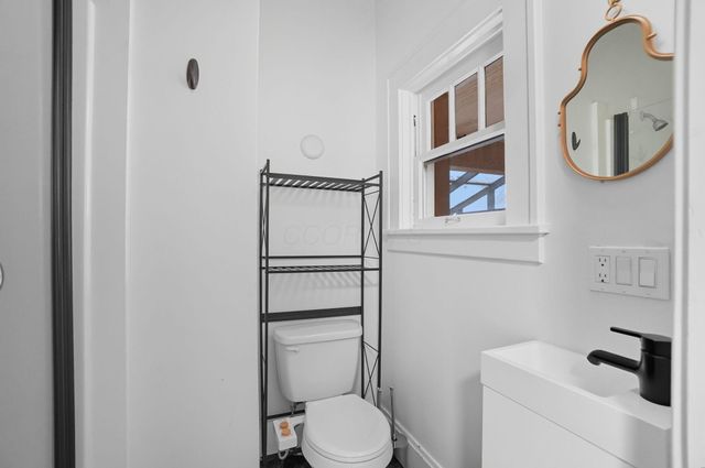 525 Gender Road, Canal Winchester, OH 43110