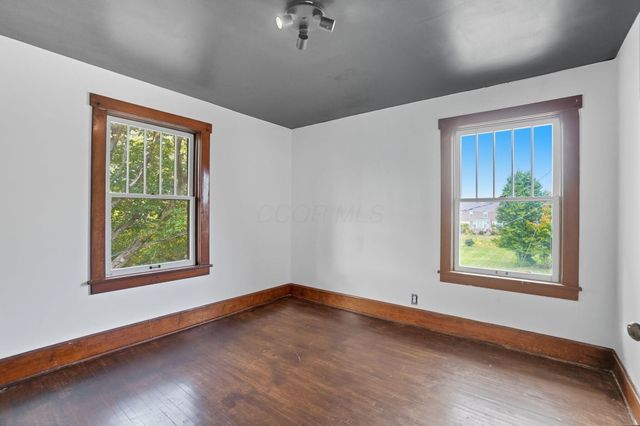 525 Gender Road, Canal Winchester, OH 43110