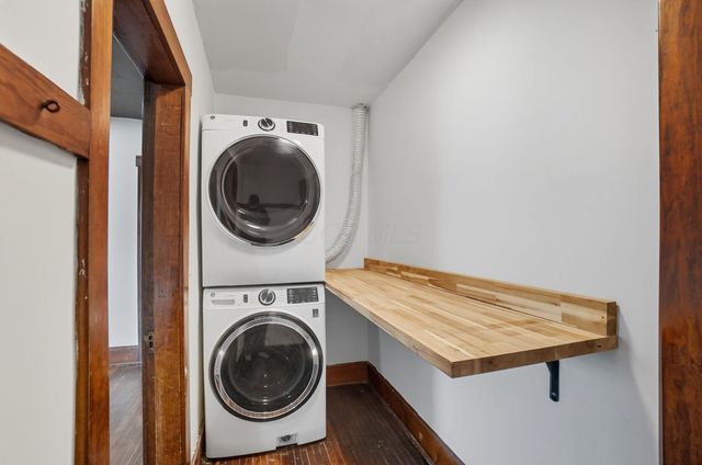 525 Gender Road, Canal Winchester, OH 43110