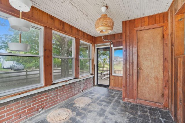 525 Gender Road, Canal Winchester, OH 43110