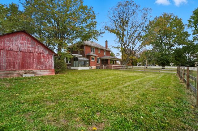 525 Gender Road, Canal Winchester, OH 43110