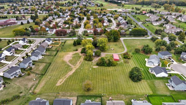 525 Gender Road, Canal Winchester, OH 43110