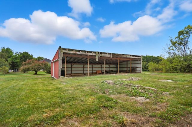 525 Gender Road, Canal Winchester, OH 43110