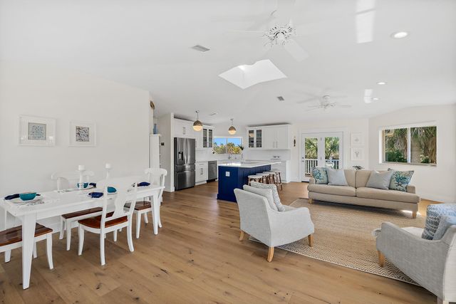 7 Sabor De Sal Rd, St Augustine, FL 32080