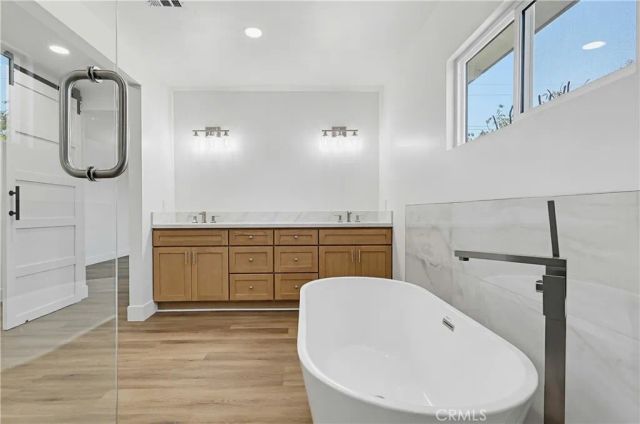 1532 E Old Badillo, Covina, CA 91724
