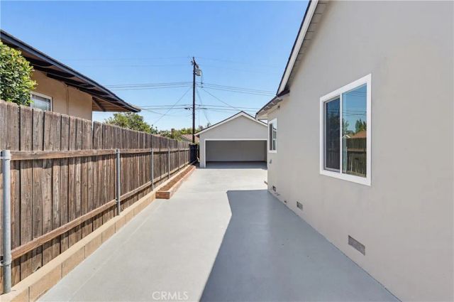 1532 E Old Badillo, Covina, CA 91724