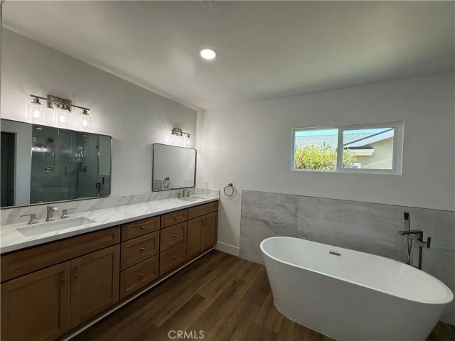 1532 E Old Badillo, Covina, CA 91724