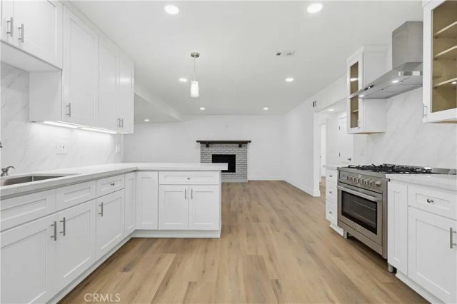 1532 E Old Badillo, Covina, CA 91724