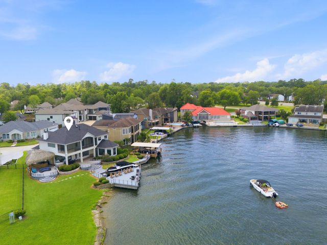 3822 Walden Estates Drive, Montgomery, TX 77356