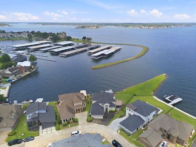 3822 Walden Estates Drive, Montgomery, TX 77356