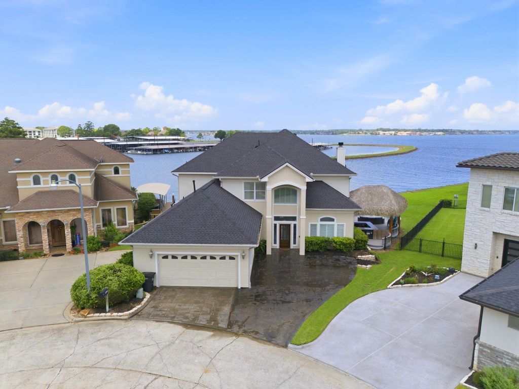 3822 Walden Estates Drive, Montgomery, TX 77356