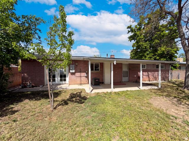 220 E 2000 S, Orem, UT 84058