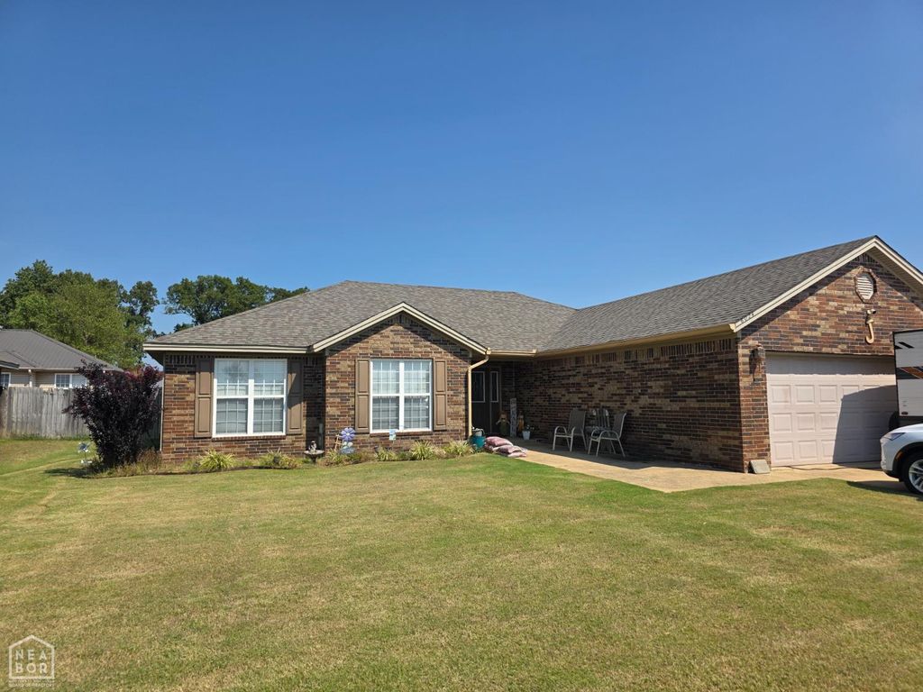 6024 Whitecliff Drive, Jonesboro, AR 72405