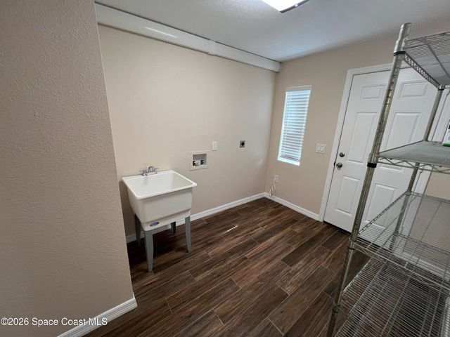 175 NW Valencia Road, Melbourne, FL 32904