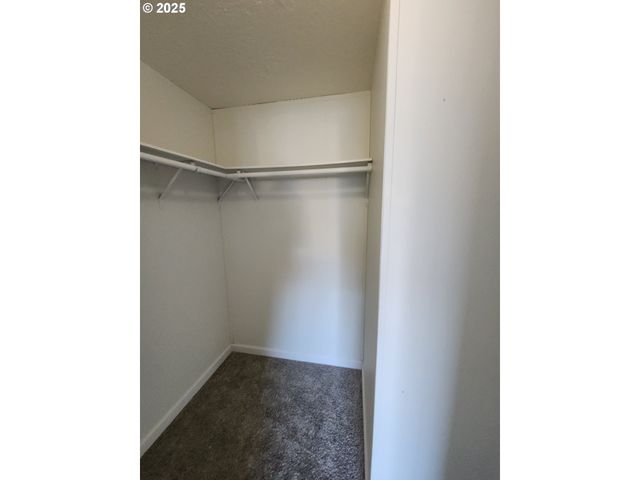 1500 GABRIELA Ct, Salem, OR 97301