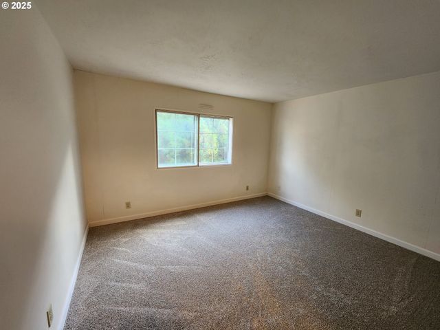 1500 GABRIELA Ct, Salem, OR 97301