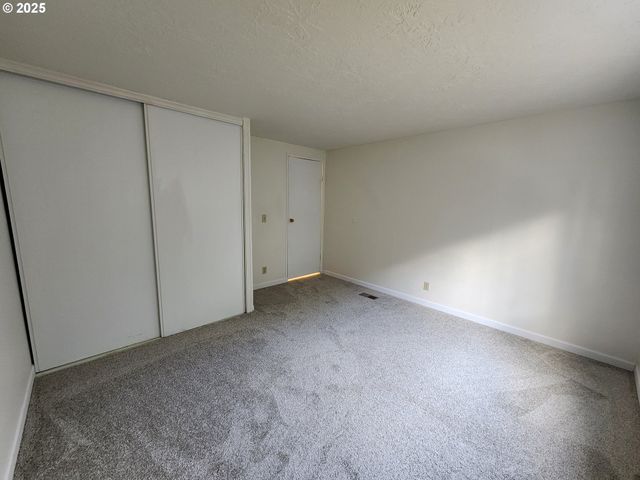 1500 GABRIELA Ct, Salem, OR 97301