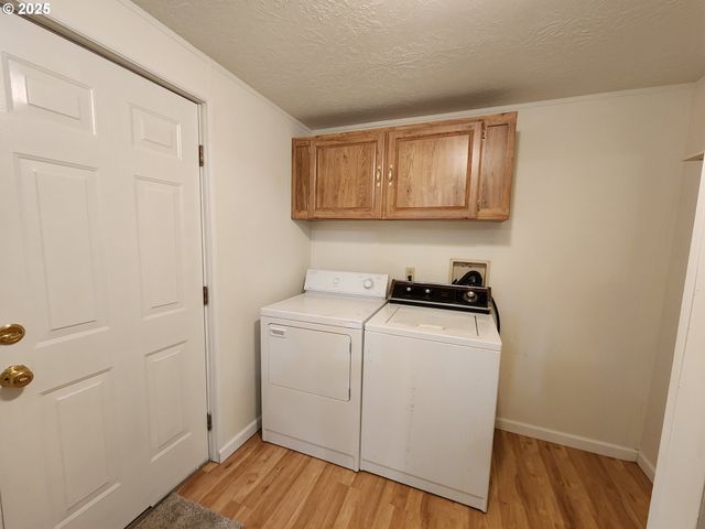 1500 GABRIELA Ct, Salem, OR 97301