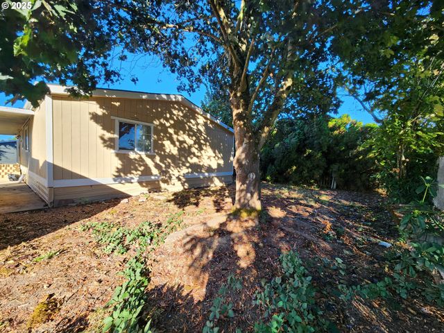 1500 GABRIELA Ct, Salem, OR 97301