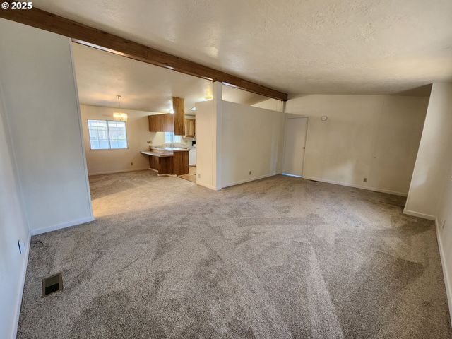 1500 GABRIELA Ct, Salem, OR 97301