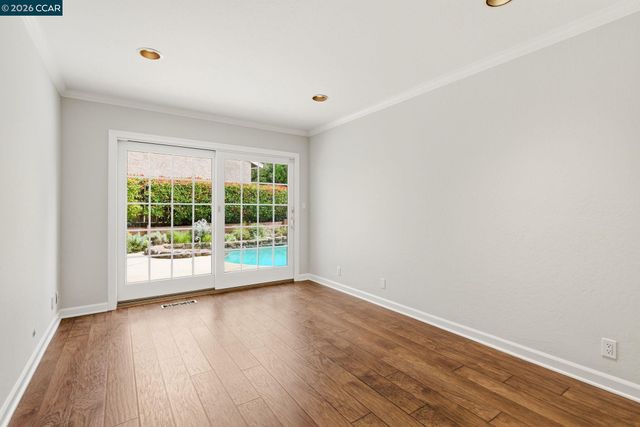 1957 Whitecliff Ct, Walnut Creek, CA 94596