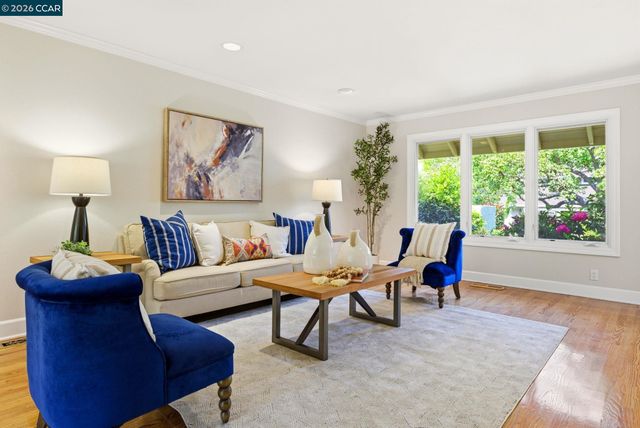 1957 Whitecliff Ct, Walnut Creek, CA 94596