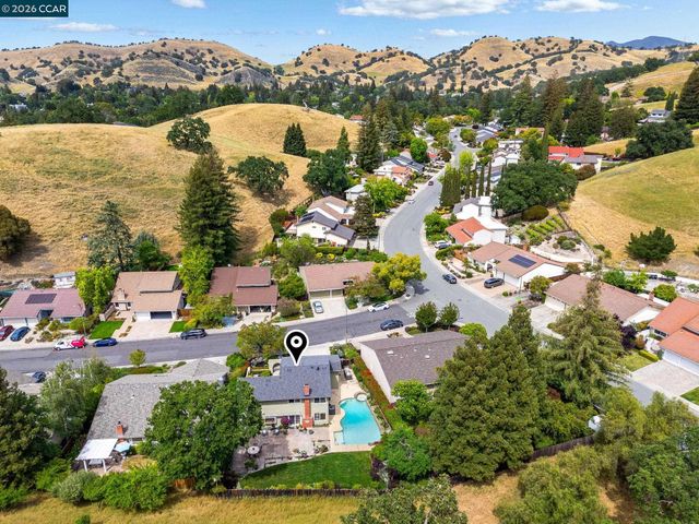 1957 Whitecliff Ct, Walnut Creek, CA 94596