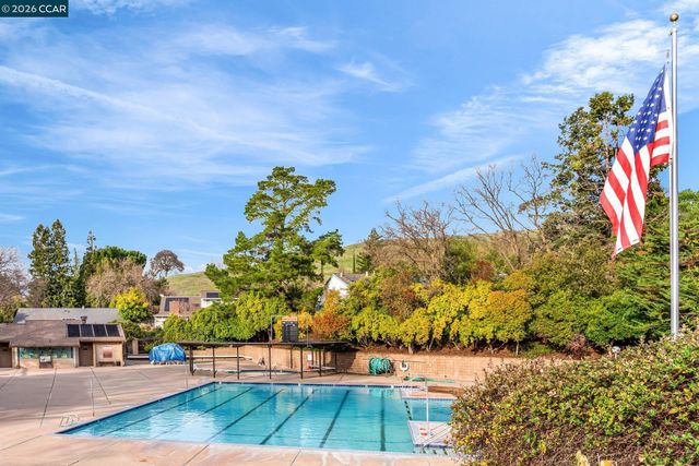 1957 Whitecliff Ct, Walnut Creek, CA 94596