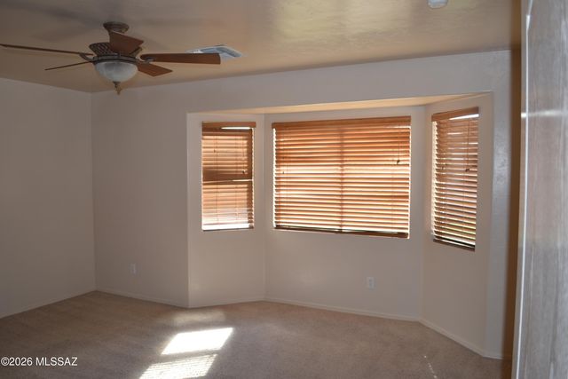 9676 E Paseo Del Tornasol, Tucson, AZ 85747
