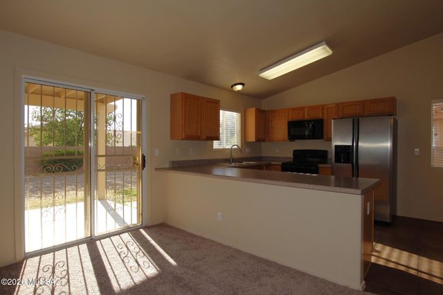 9676 E Paseo Del Tornasol, Tucson, AZ 85747