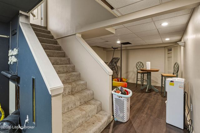 13003 Larkspur Ln, Prospect, KY 40059
