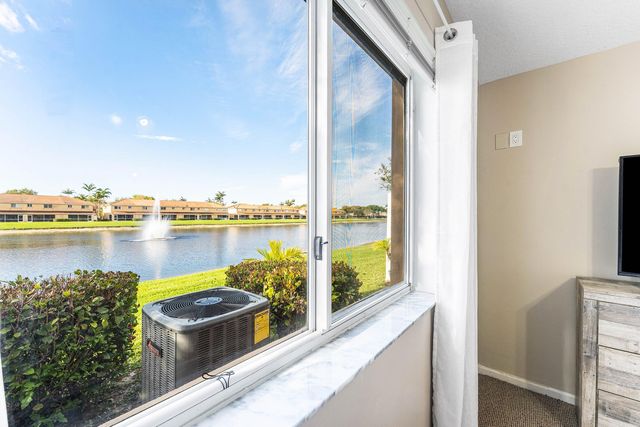 3490 Briar Bay Boulevard 105, West Palm Beach, FL 33411