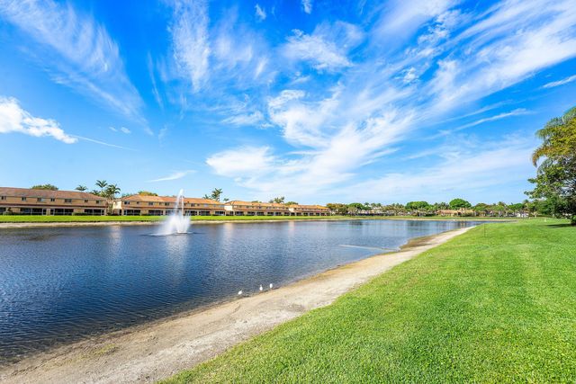 3490 Briar Bay Boulevard 105, West Palm Beach, FL 33411