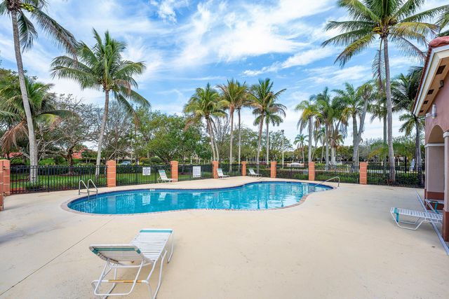 3490 Briar Bay Boulevard 105, West Palm Beach, FL 33411