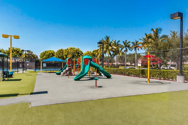 3490 Briar Bay Boulevard 105, West Palm Beach, FL 33411