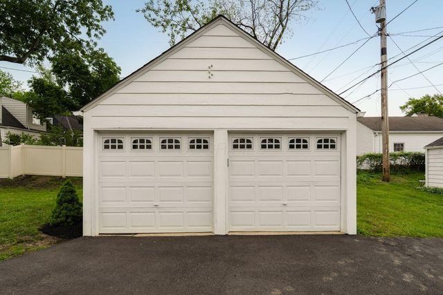 4466 Olentangy Boulevard, Columbus, OH 43214