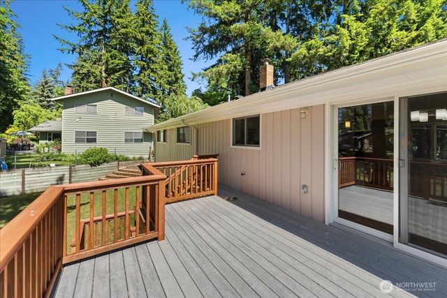 15811 205th Avenue SE, Renton, WA 98059