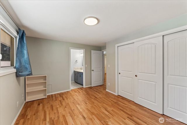 15811 205th Avenue SE, Renton, WA 98059
