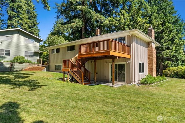 15811 205th Avenue SE, Renton, WA 98059
