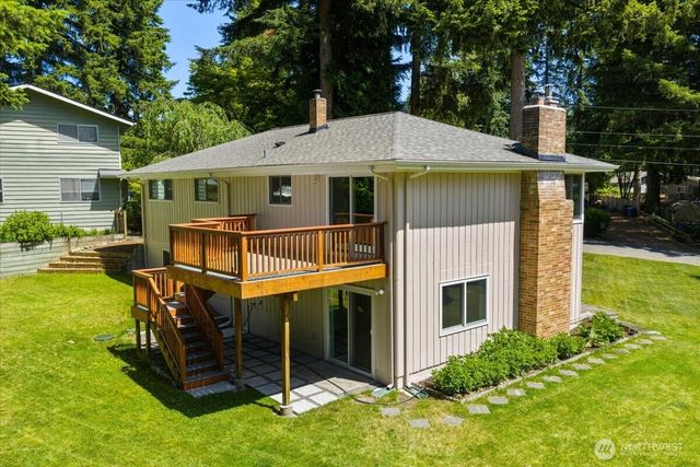 15811 205th Avenue SE, Renton, WA 98059