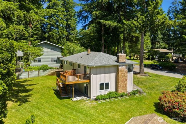 15811 205th Avenue SE, Renton, WA 98059