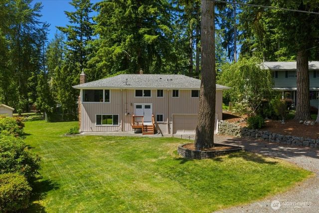 15811 205th Avenue SE, Renton, WA 98059