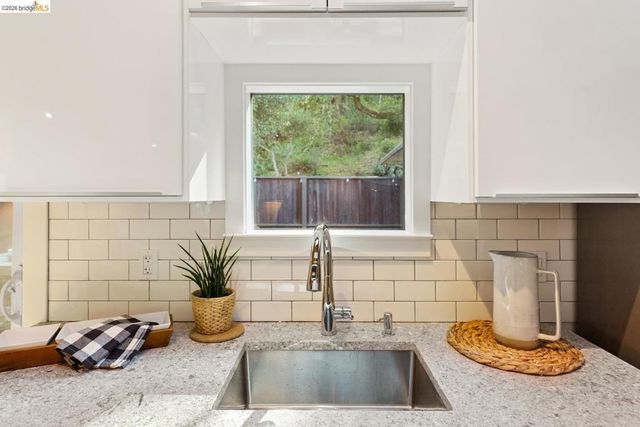 730 Wildcat Canyon Rd, Berkeley, CA 94708