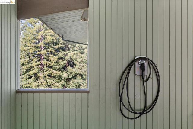 730 Wildcat Canyon Rd, Berkeley, CA 94708