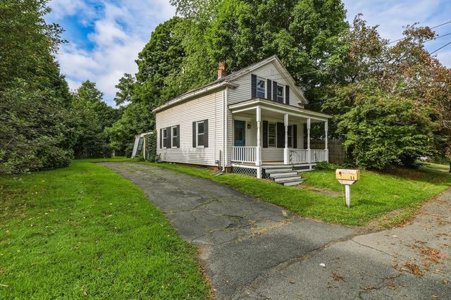 11 School St, Sunderland, MA 01375