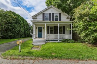11 School St, Sunderland, MA 01375
