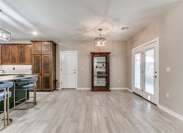 4525 Red Bird Road, Shawnee, OK 74804