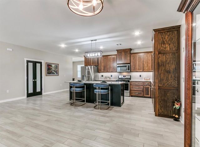 4525 Red Bird Road, Shawnee, OK 74804